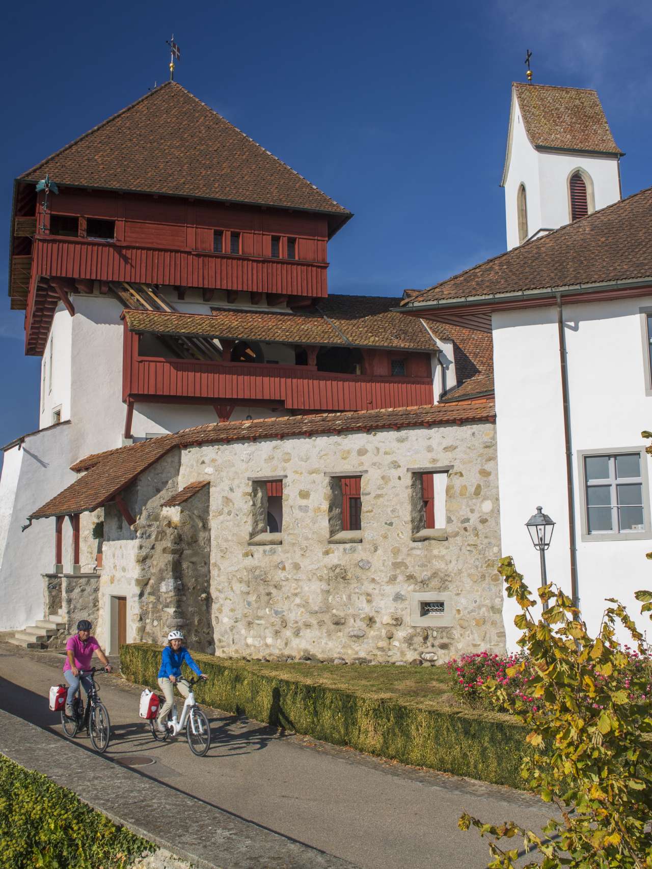 Johanniterkommende Hohenrain & Turm Roten